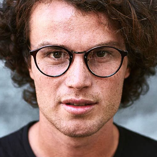 Puhdista silmälasit - poista naarmut