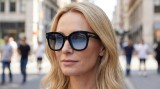 Tom Ford Beatrix-02 FT0613 01W 52 Genererad bild