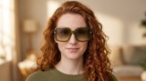 Tom Ford Kaya FT1082 51F 54 Genererad bild